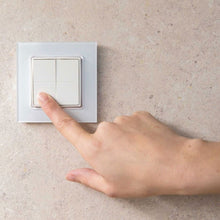 Comutator de perete Shelly BLU Wall Switch 4 + rama pentru cadre Legrand Shelly - EpicHome