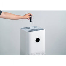 Purificator de aer Xiaomi Smart Air Purifier 4 Pro BHR5056EU, 60 m², Filtru de carbon, Afisaj OLED, Control prin aplicatie, Senzor PM2.5, PM10, Nivel zgomot 64 dB, Alb - EpicHome
