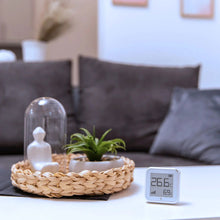 Senzor de temperatura si umiditate Shelly Plus H&T, ecran E-ink, WiFi - EpicHome.ro