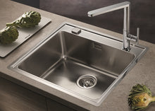 Chiuveta inox Pyramis PELLA, dimensiune 570x520mm, adancime cuva 200mm, instalare la nivel cu blatul sau pe blat, valva automata, finisaj lucios